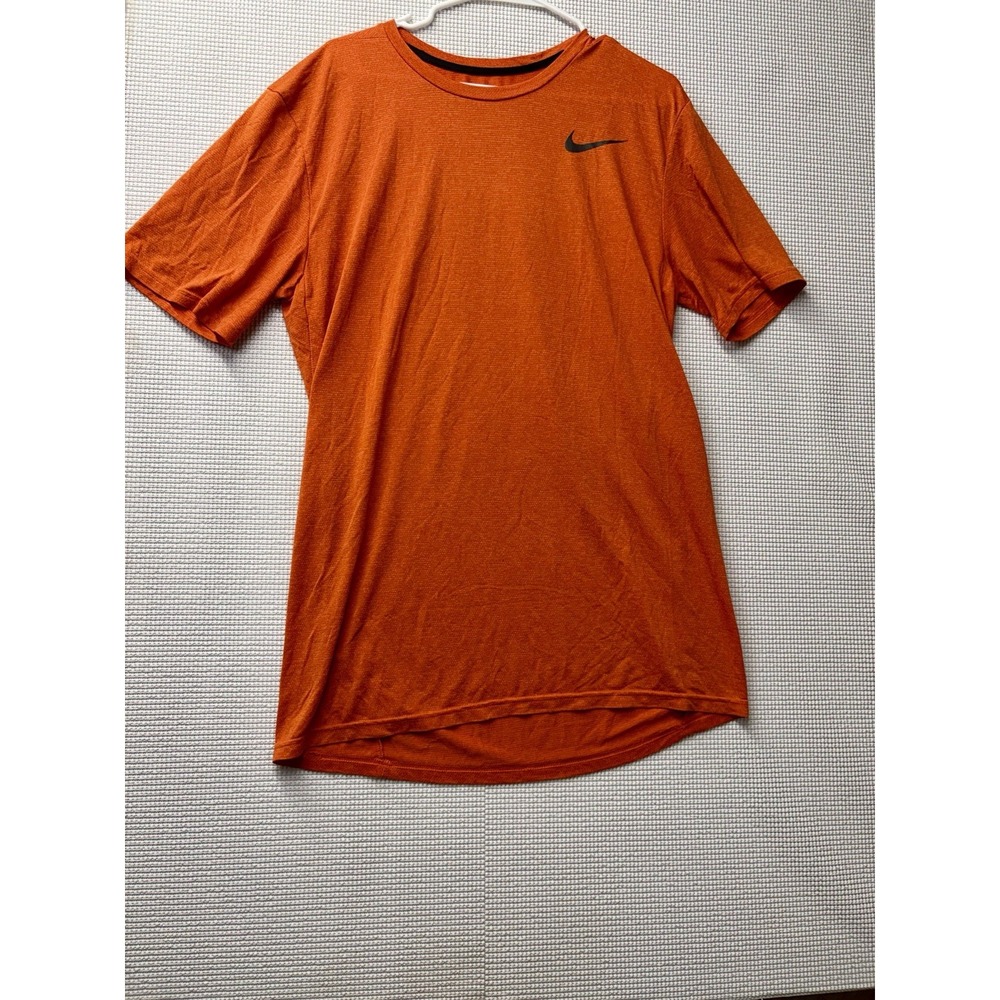 Nike Men's Orange Dri-Fit Tee Shirt Size Medium Short Sleeve
